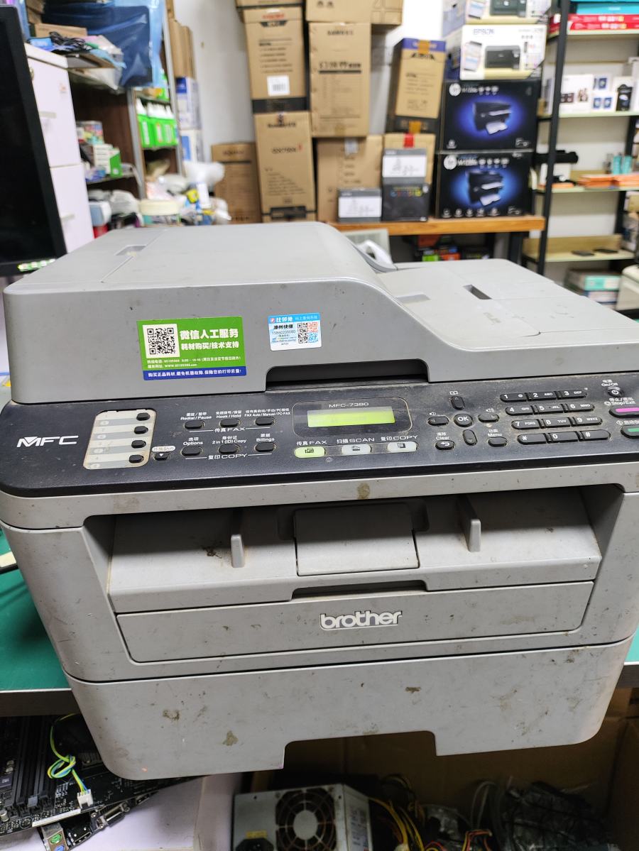 下苍艺娜店里的兄弟7380